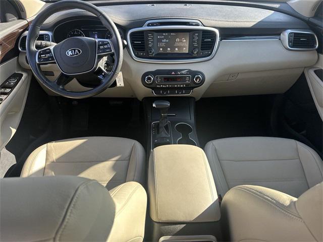 used 2019 Kia Sorento car, priced at $17,999