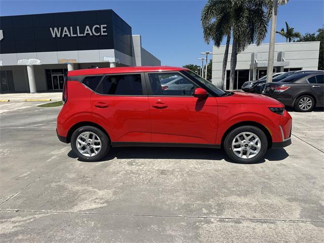 new 2025 Kia Soul car, priced at $22,560