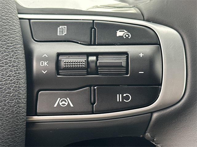 new 2025 Kia Sportage Hybrid car, priced at $30,490