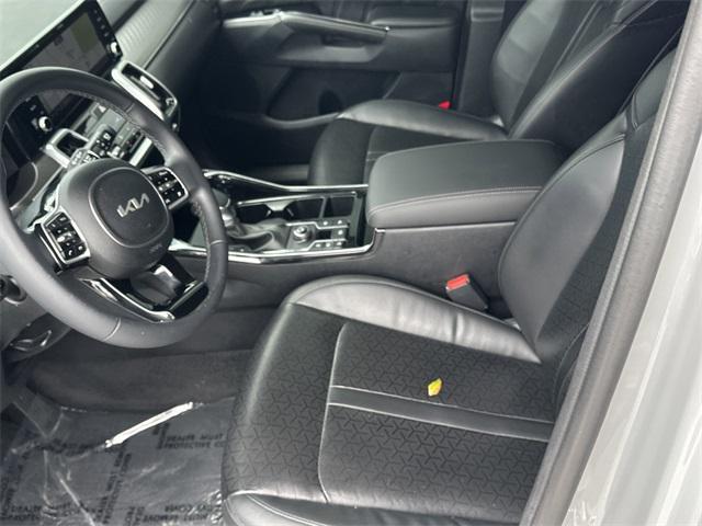 used 2023 Kia Sorento car, priced at $31,999
