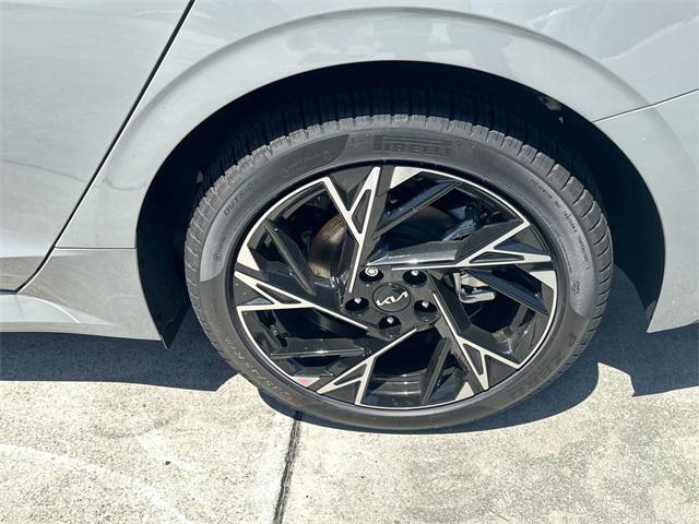 new 2025 Kia K5 car, priced at $32,395