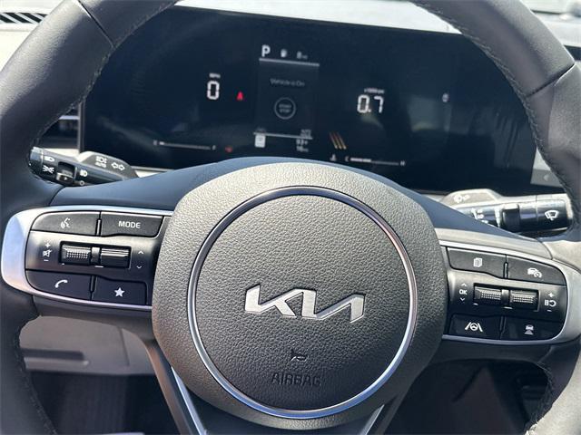 new 2025 Kia K5 car, priced at $32,395