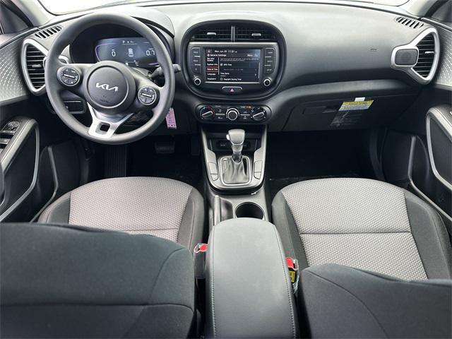 new 2025 Kia Soul car, priced at $22,560