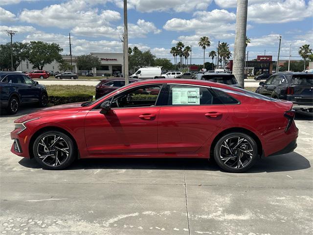 new 2025 Kia K5 car, priced at $30,620