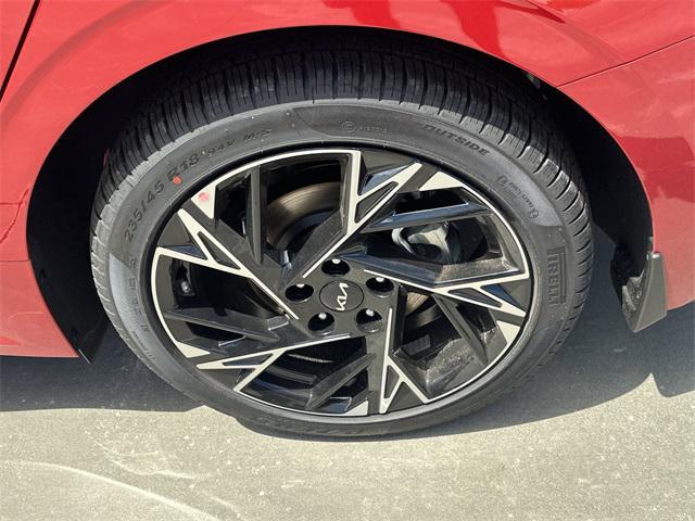 new 2025 Kia K5 car, priced at $30,620