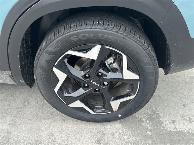 new 2025 Kia Seltos car, priced at $27,835