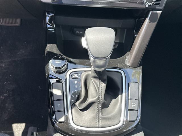 new 2025 Kia Seltos car, priced at $27,545
