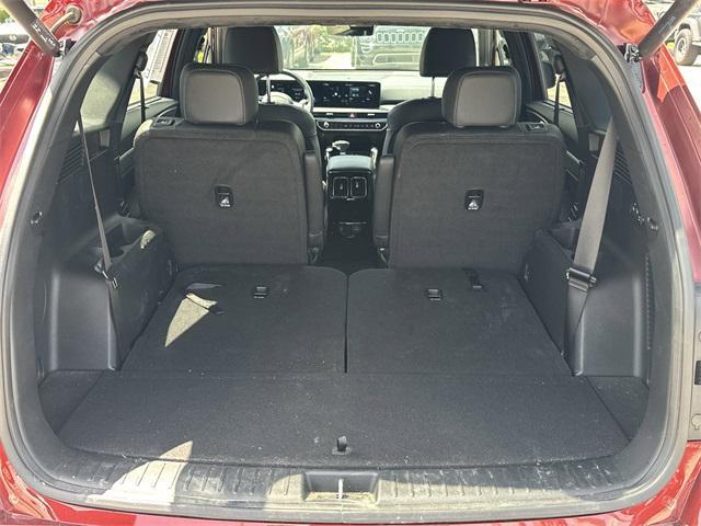 used 2024 Kia Sorento car, priced at $38,999
