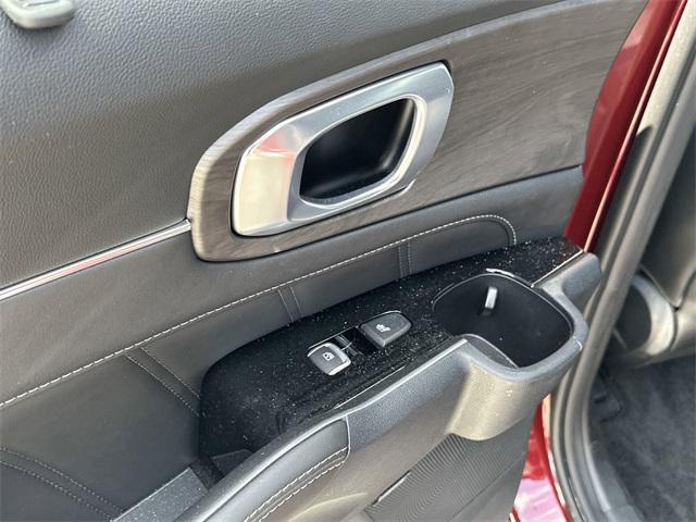 used 2024 Kia Sorento car, priced at $38,999