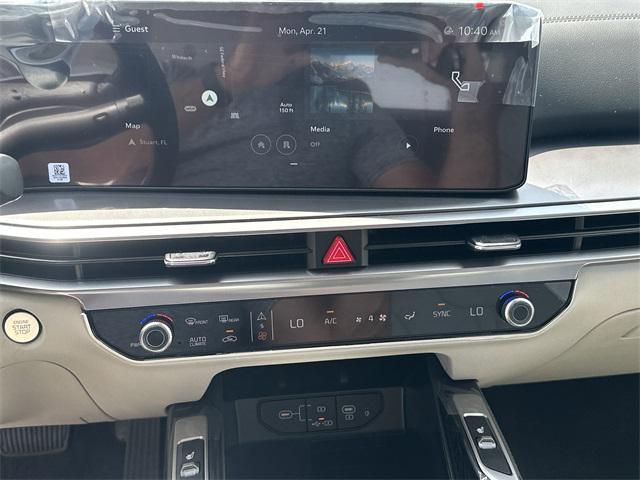 new 2025 Kia Sorento car, priced at $43,375
