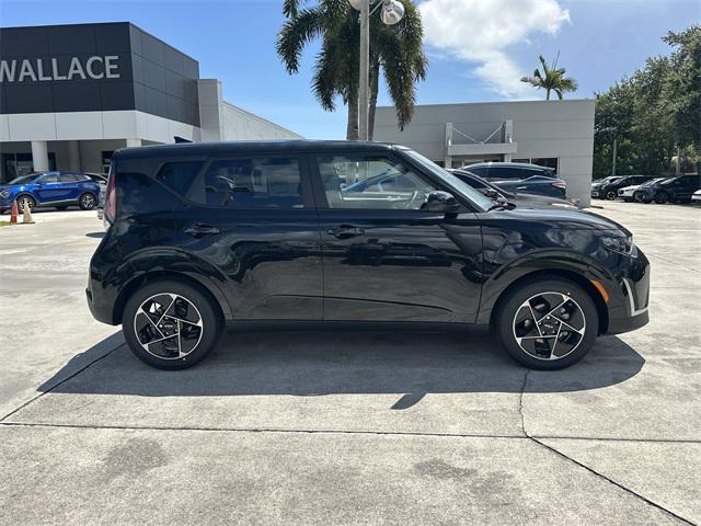 new 2025 Kia Soul car, priced at $26,705