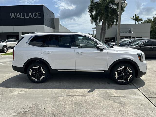 new 2025 Kia Telluride car, priced at $42,130