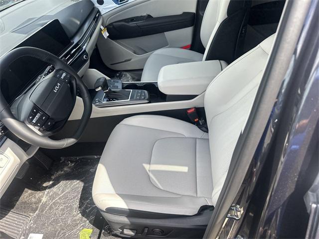 new 2026 Kia Sportage car, priced at $33,335