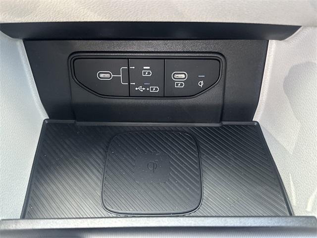 new 2026 Kia Sportage car, priced at $33,335
