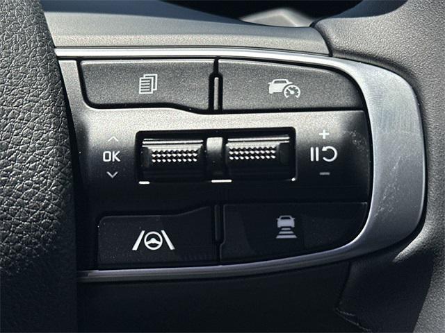 new 2025 Kia K5 car, priced at $30,395