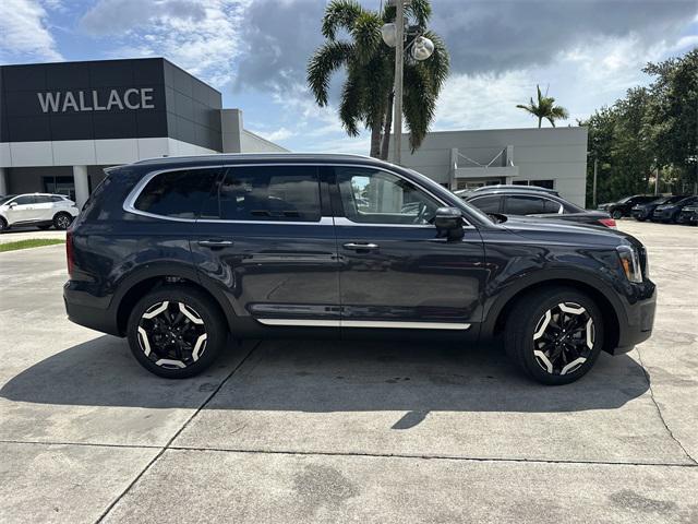 new 2025 Kia Telluride car, priced at $41,635