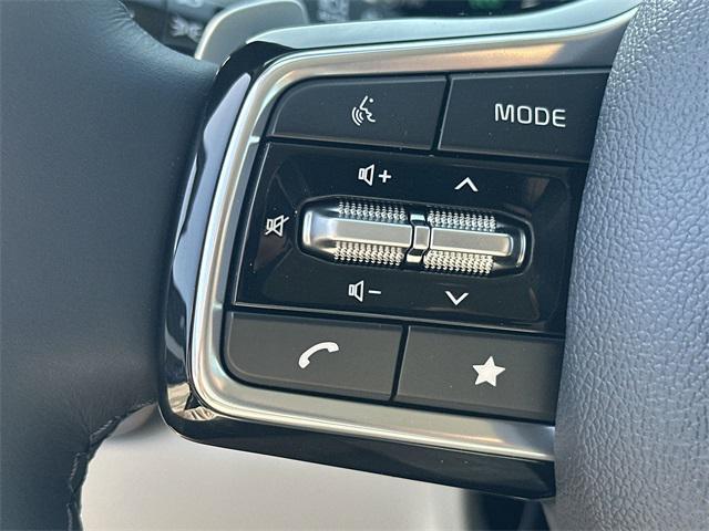 new 2025 Kia Carnival Hybrid car, priced at $57,800