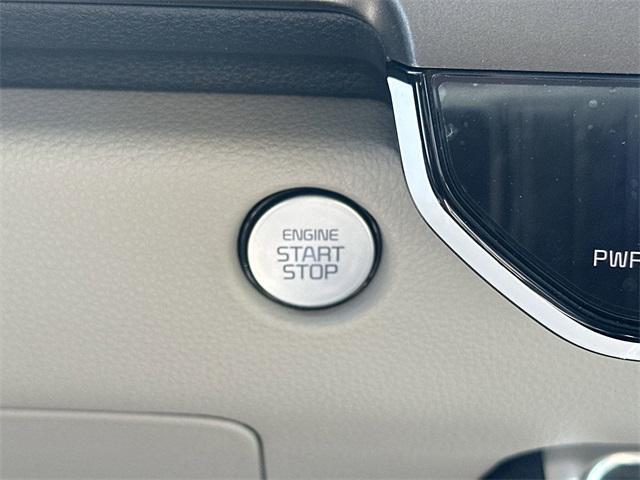 new 2025 Kia Carnival Hybrid car, priced at $57,800