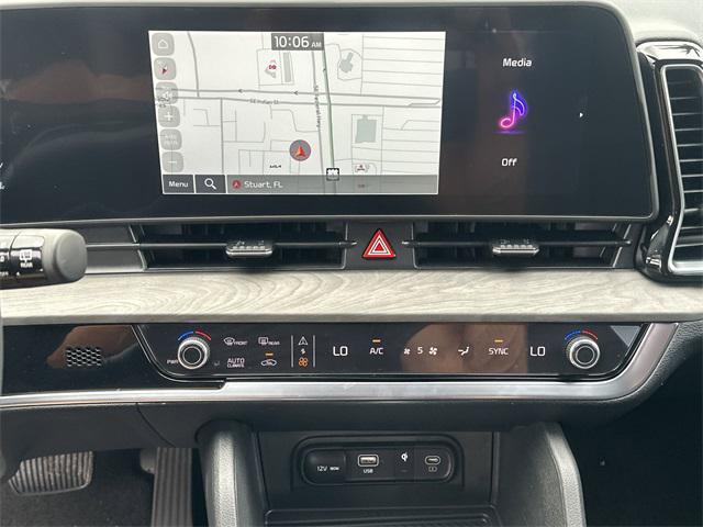 new 2025 Kia Sportage car, priced at $35,755
