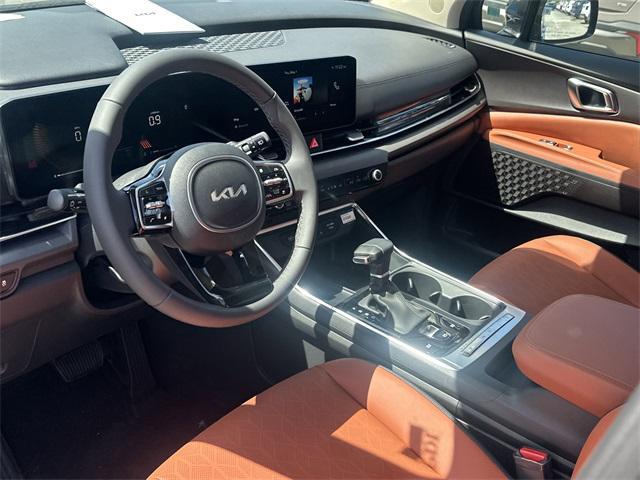 new 2025 Kia Carnival car, priced at $43,195