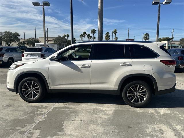 used 2019 Toyota Highlander car, priced at $24,899