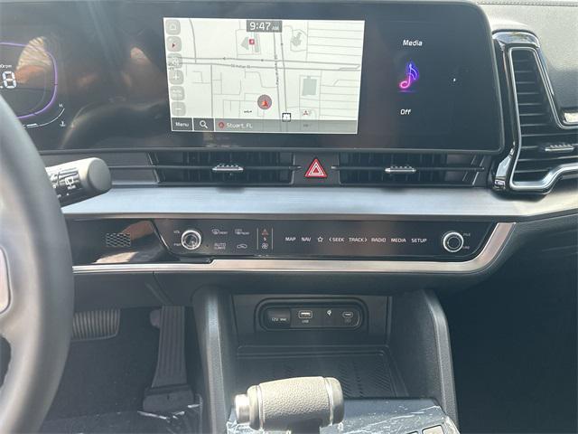 new 2025 Kia Sportage car, priced at $32,910