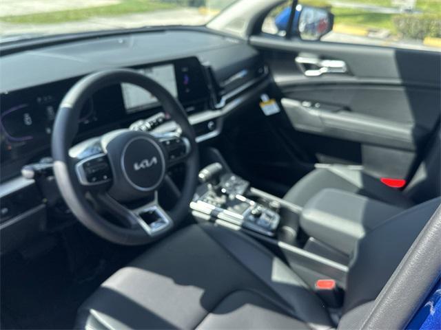 new 2025 Kia Sportage car, priced at $32,910