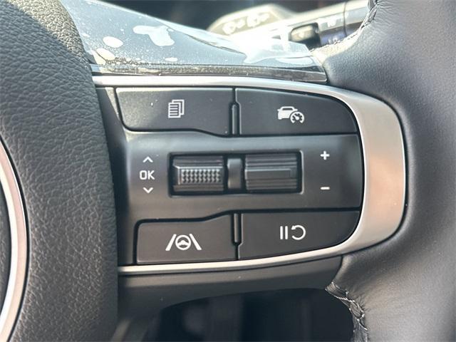 new 2025 Kia Sportage car, priced at $32,910