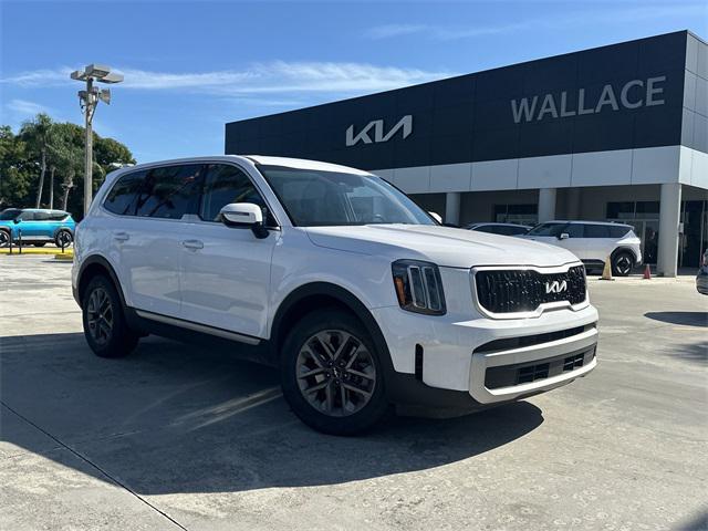 used 2024 Kia Telluride car, priced at $30,999