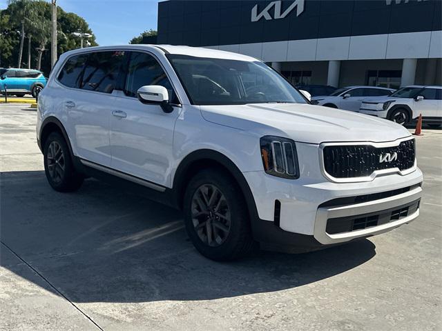 used 2024 Kia Telluride car, priced at $30,999