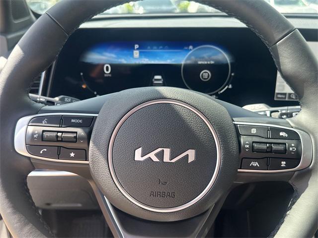 new 2025 Kia Sportage car, priced at $37,305