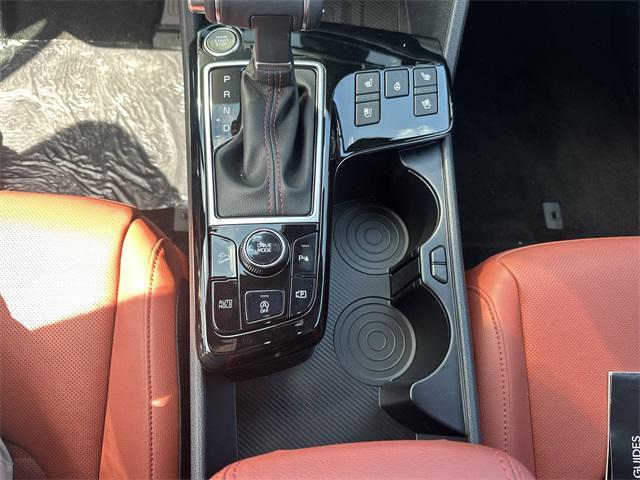 new 2025 Kia Sportage car, priced at $37,305