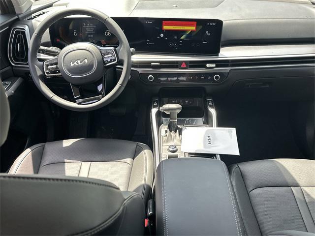 new 2025 Kia Sorento car, priced at $38,675