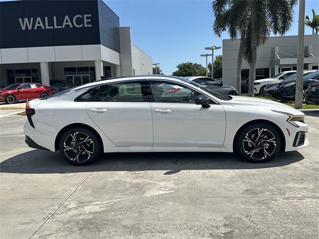 new 2025 Kia K5 car, priced at $32,175