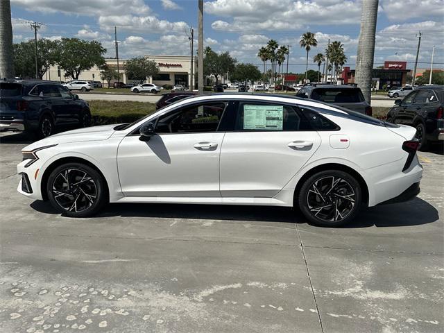 new 2025 Kia K5 car, priced at $32,175