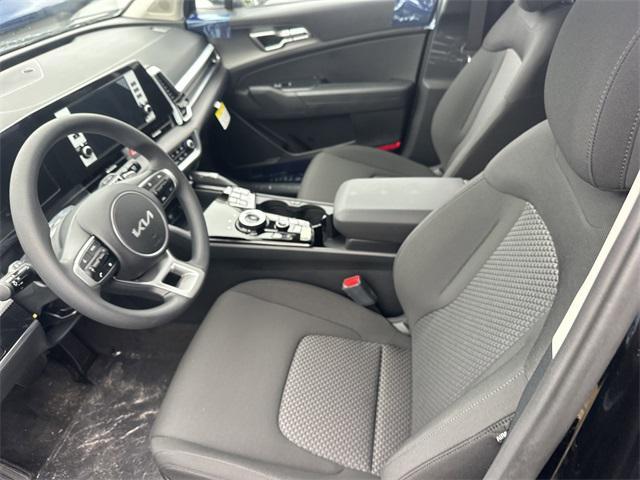 new 2025 Kia Sportage Hybrid car, priced at $30,490