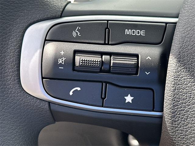 new 2025 Kia Sportage Hybrid car, priced at $30,490