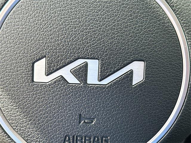 new 2025 Kia Sportage Hybrid car, priced at $30,490