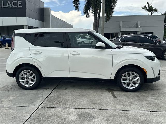 new 2025 Kia Soul car, priced at $23,255