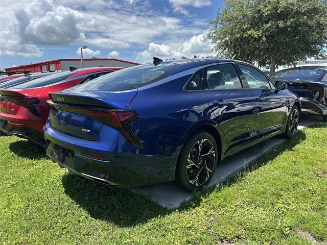 new 2025 Kia K5 car, priced at $29,900