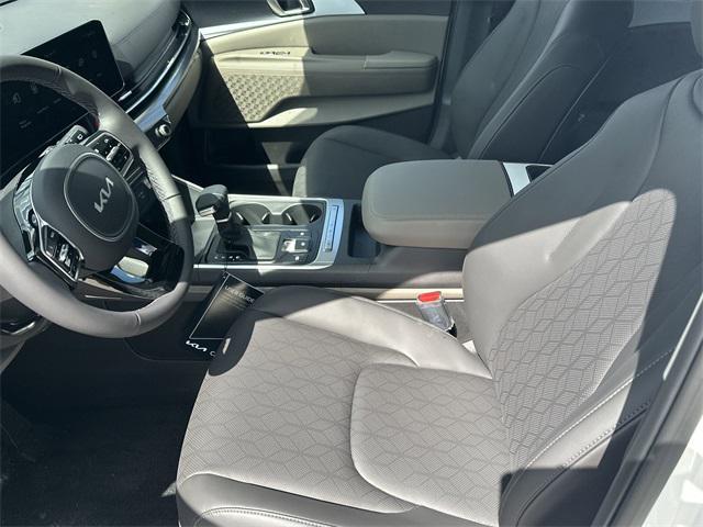 new 2026 Kia Carnival car, priced at $41,215