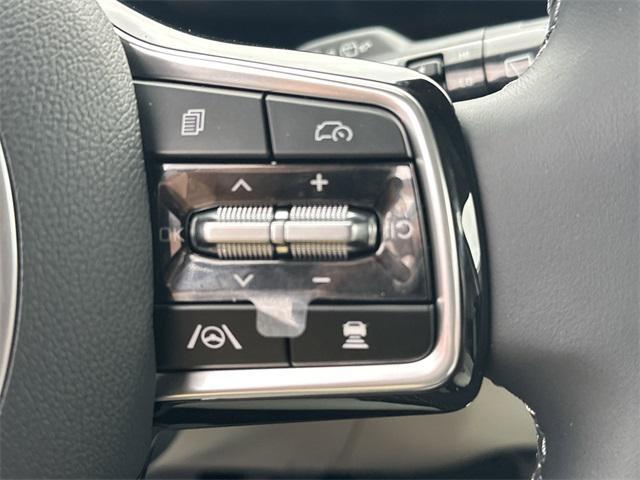 new 2025 Kia Sorento car, priced at $38,675