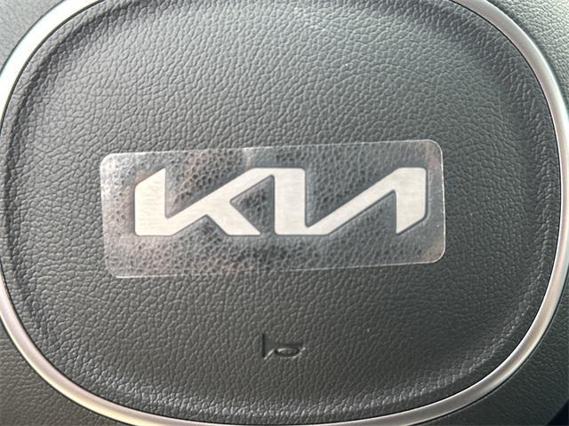 new 2025 Kia Sorento car, priced at $38,675