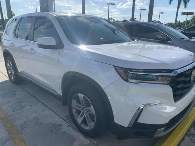 used 2024 Honda Pilot car, priced at $38,999