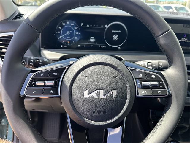 new 2025 Kia Seltos car, priced at $27,775