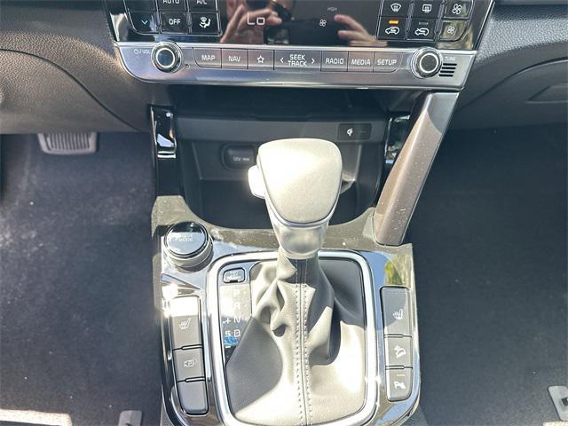 new 2025 Kia Seltos car, priced at $27,775