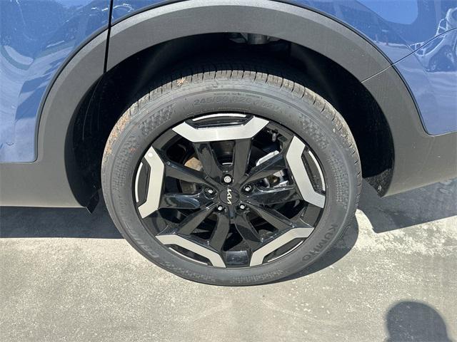 new 2025 Kia Telluride car, priced at $42,130