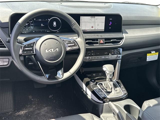 new 2025 Kia Seltos car, priced at $28,150