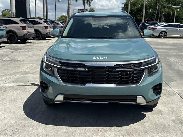 new 2025 Kia Seltos car, priced at $28,150