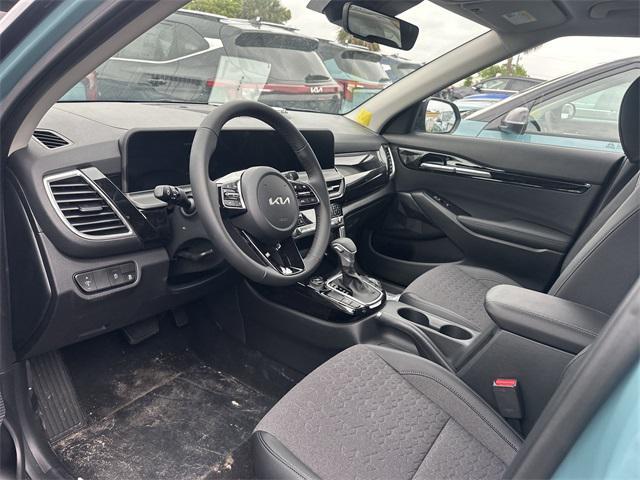 new 2025 Kia Seltos car, priced at $27,545